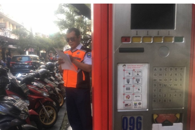 Tarif Parkir Di Luar Badan Jalan Di Kota Bandung Alami Penyesuaian, Ini ...