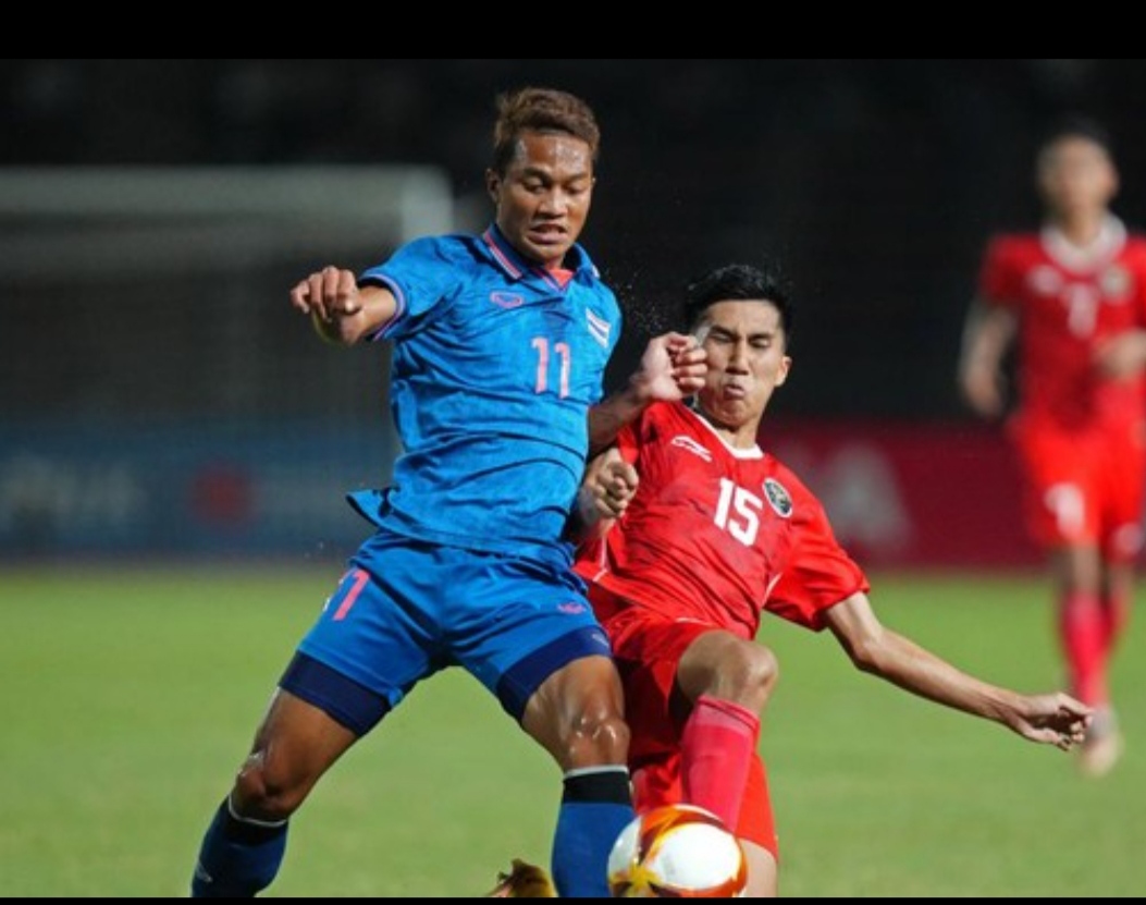 Thailand dikalahkan Tomnas Indonesia U20pada laga Final SEA Games Kamboja, Selasa malam. (Foto: Tangkapan layar/CNBC Indonesia/foto-reuters)
