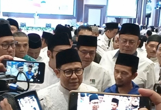 Bacawapres/Ketua Unum PKB Muhaimin Iskandar saat menghadiri halaqoh para ajengan dan habaib di Soreang, Kabupaten Bandung, Jumat (15/9/2023). (Foto: Deddy)